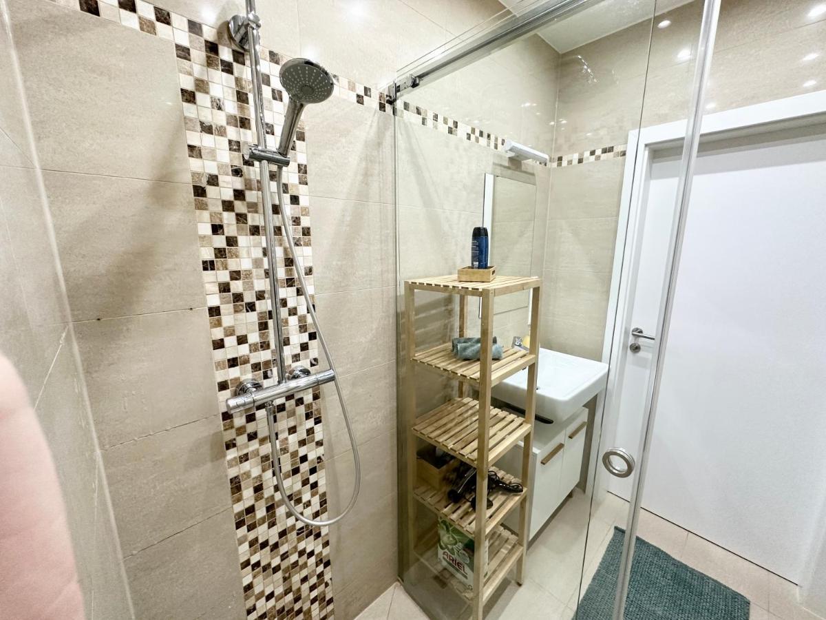 Book-A-Room Panda-Apartments Bécs Kültér fotó