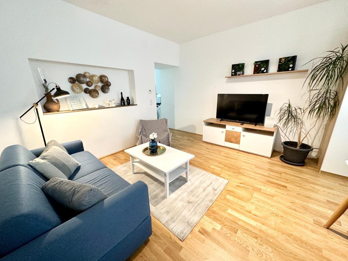 Book-A-Room Panda-Apartments Bécs Kültér fotó