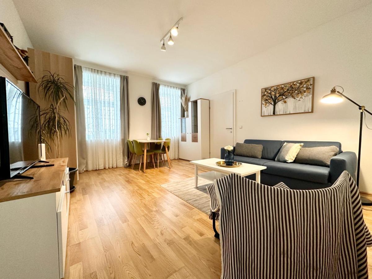 Book-A-Room Panda-Apartments Bécs Kültér fotó